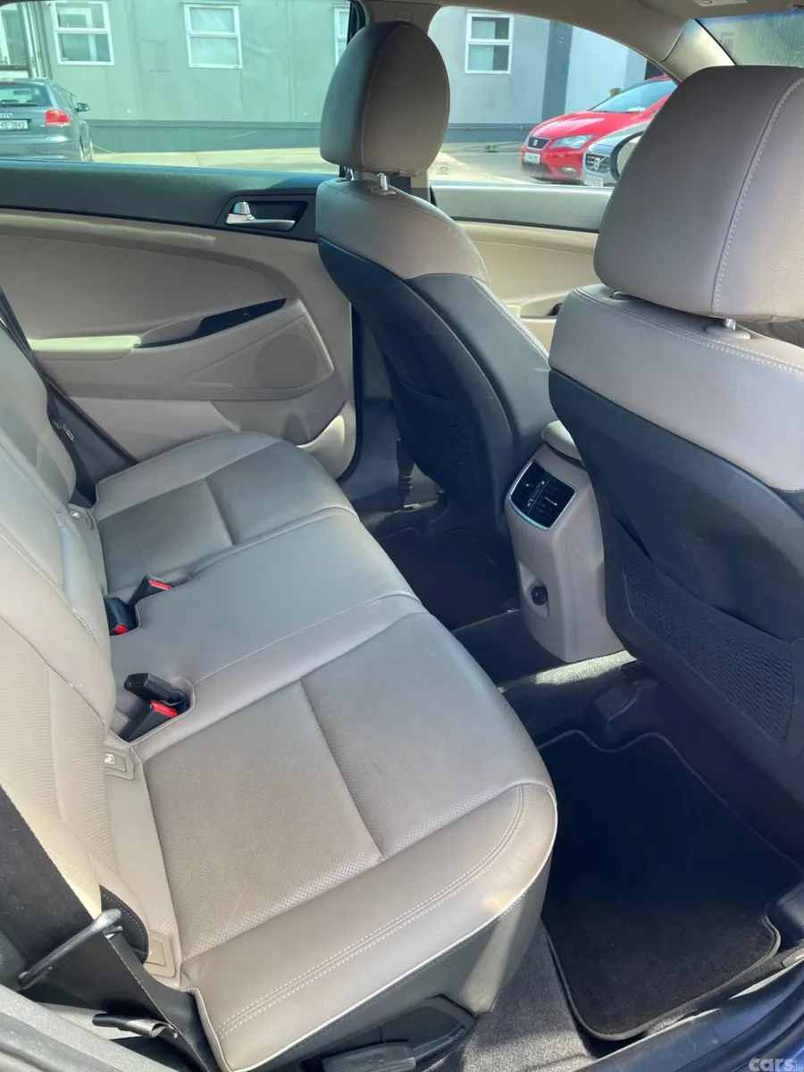 Hyundai Tucson SUV, Diesel, 2019, Blue