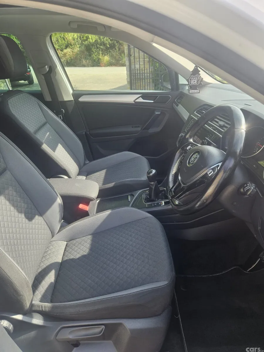 Volkswagen Tiguan SUV, Diesel, 2017, White
