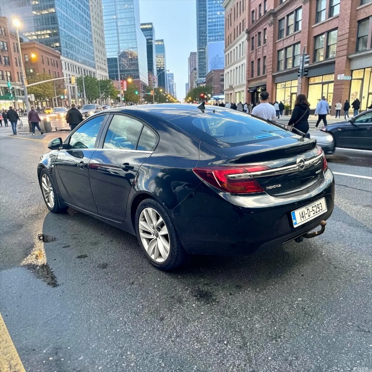 Opel Insignia Hatchback, Diesel, 2014, Black