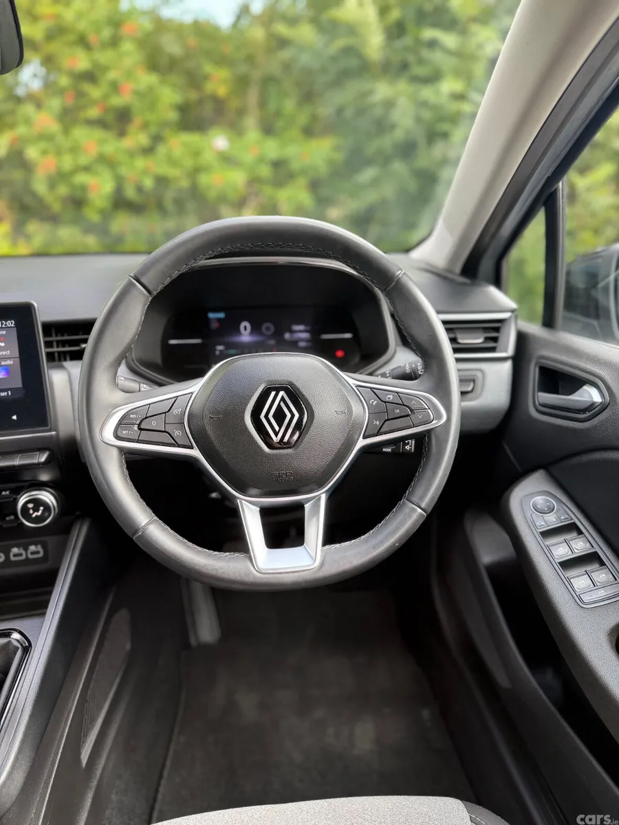 Renault Clio Hatchback, Petrol, 2024, Grey