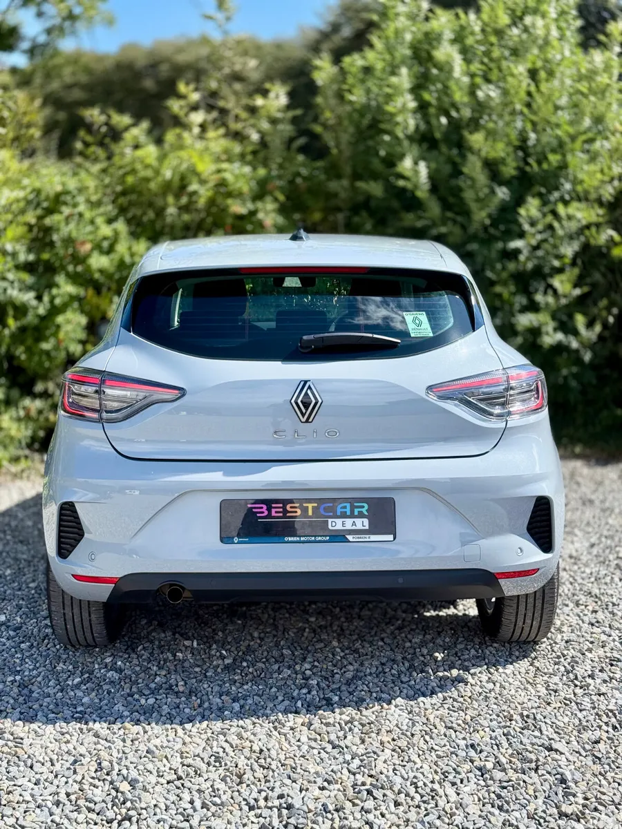 Renault Clio Hatchback, Petrol, 2024, Grey