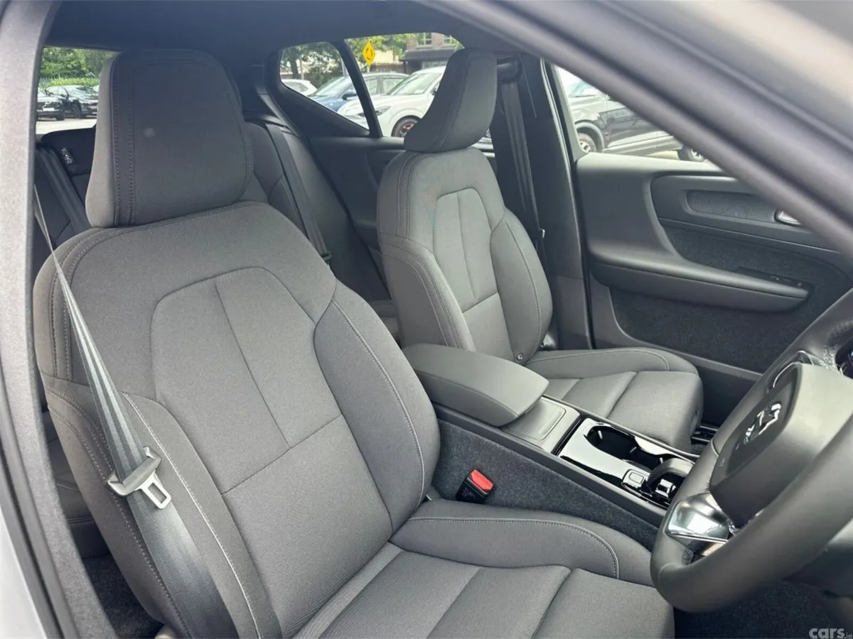 Volvo EX40 SUV, Electric, 2026, Silver