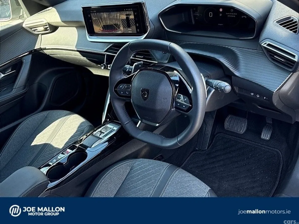 Peugeot 2008 MPV, Petrol, 2026, Grey