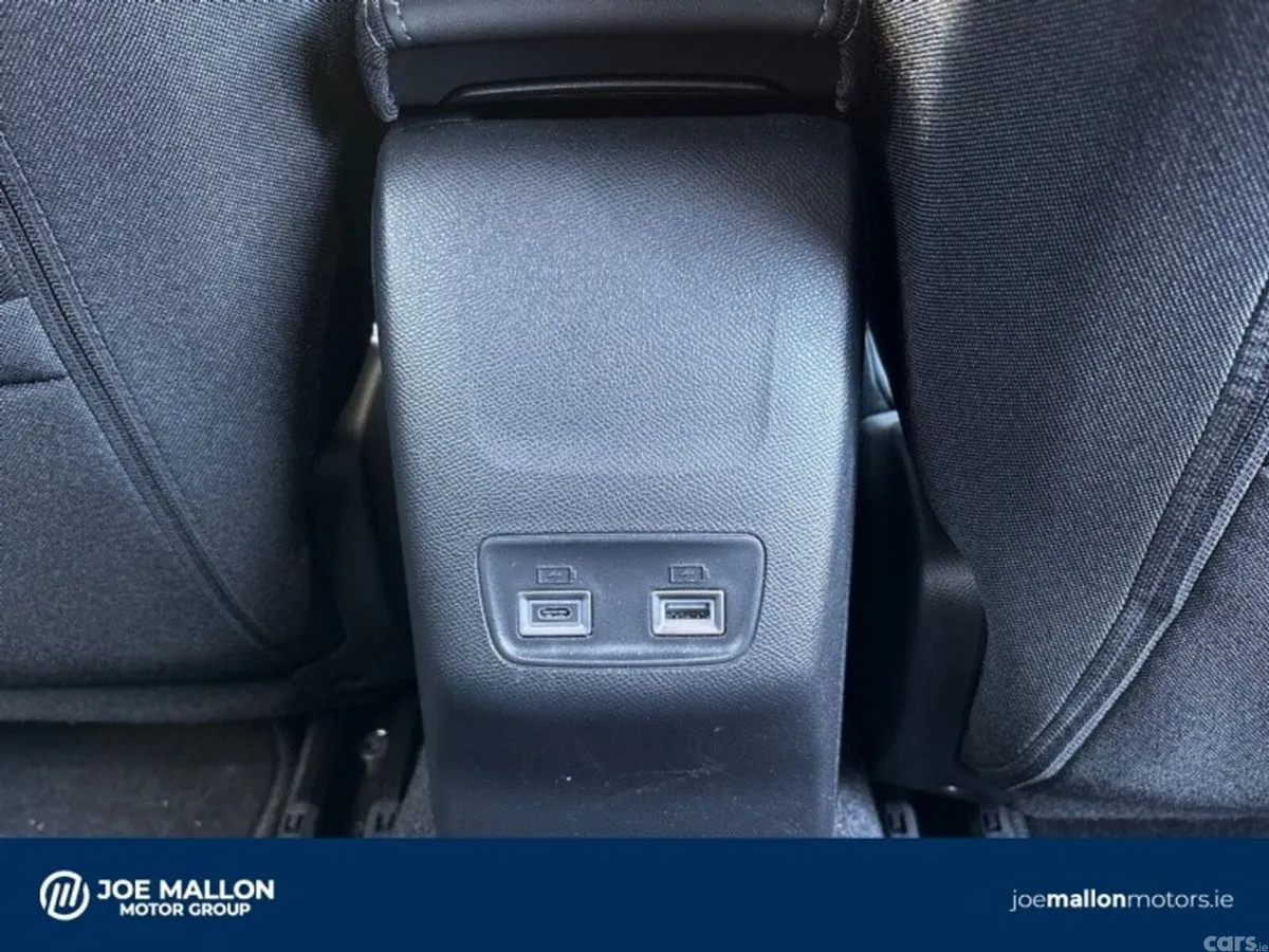 Peugeot 2008 MPV, Petrol, 2026, Grey