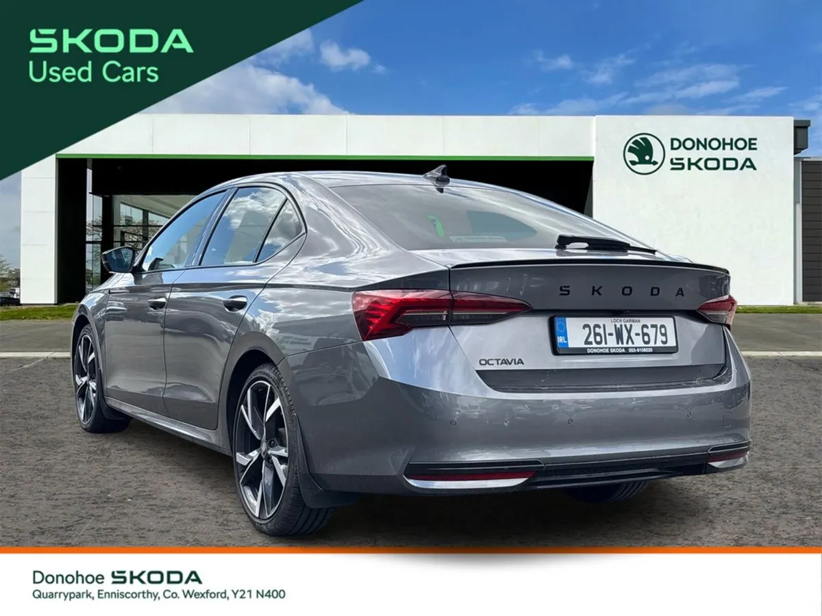 Skoda Octavia Saloon, Diesel, 2026, Grey