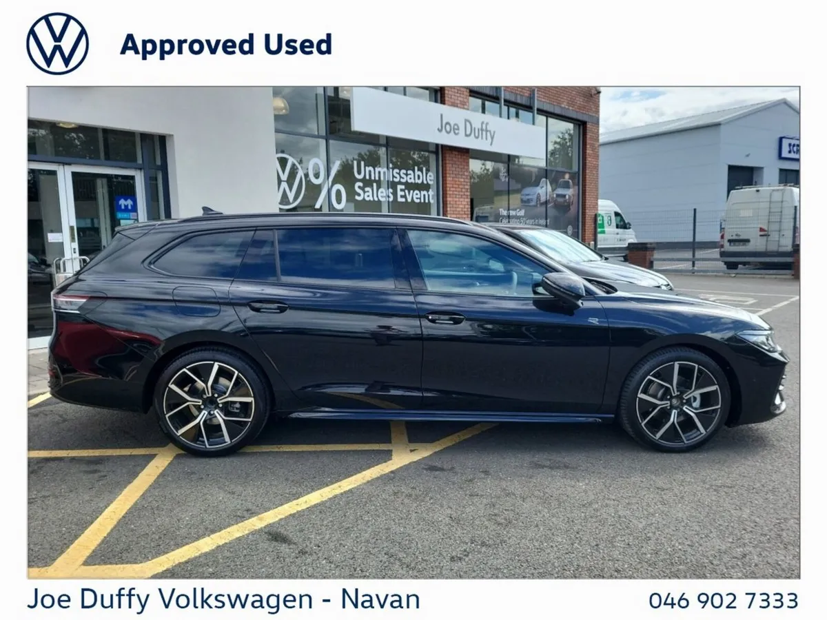 Volkswagen Passat Estate, Diesel, 2026, Black