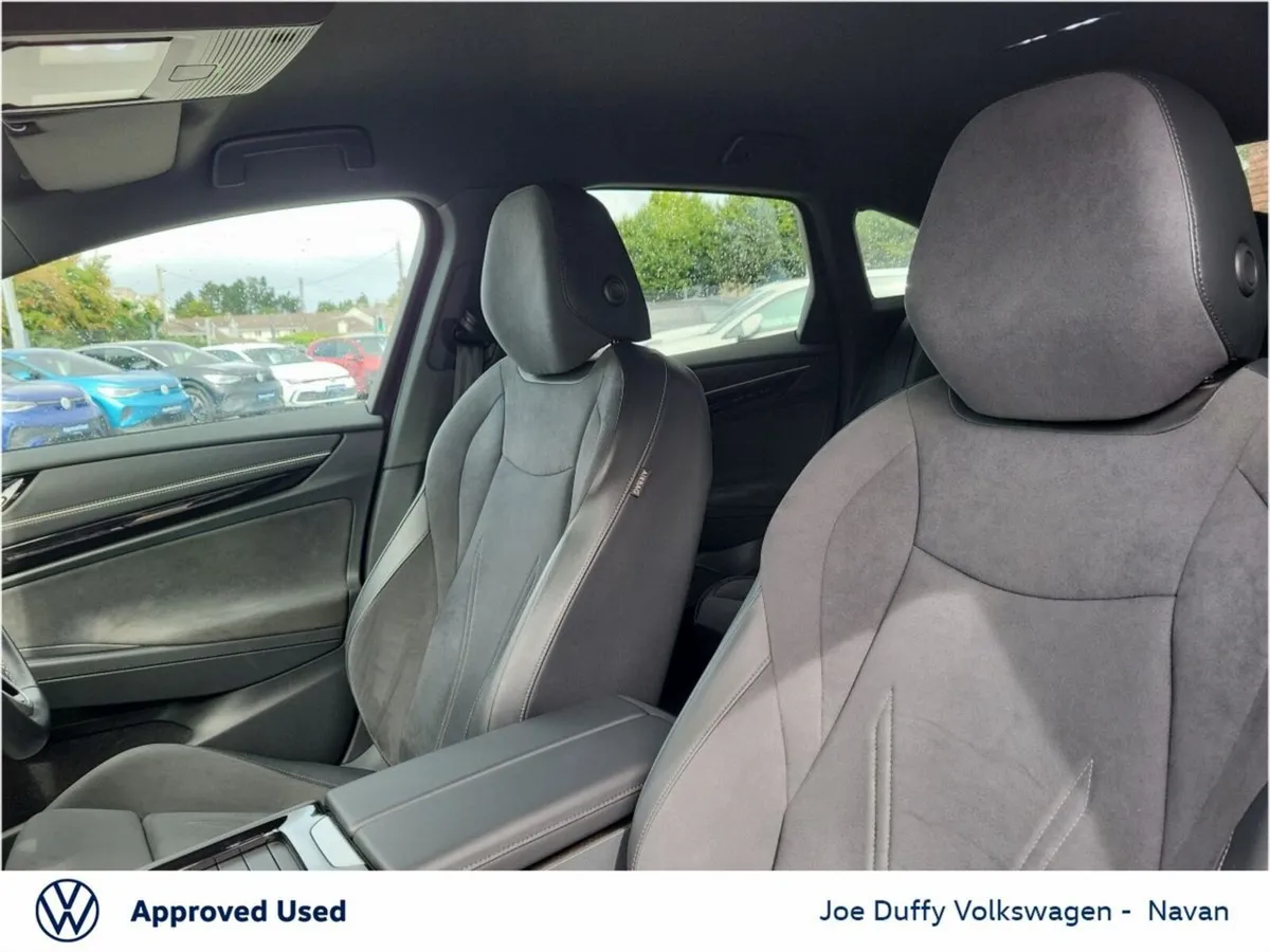 Volkswagen ID.7 Hatchback, Electric, 2025, Blue