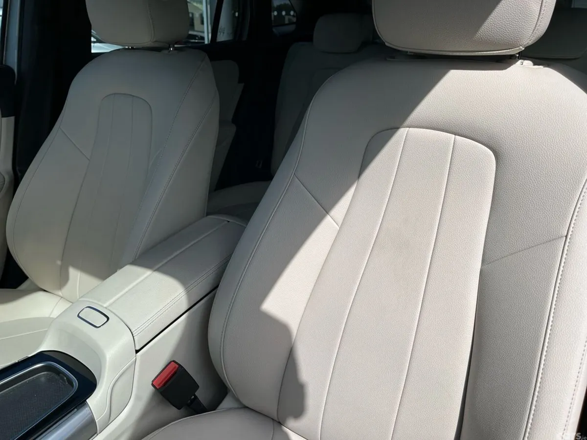 Mercedes-Benz GLA SUV, Petrol Hybrid, 2026, Silver