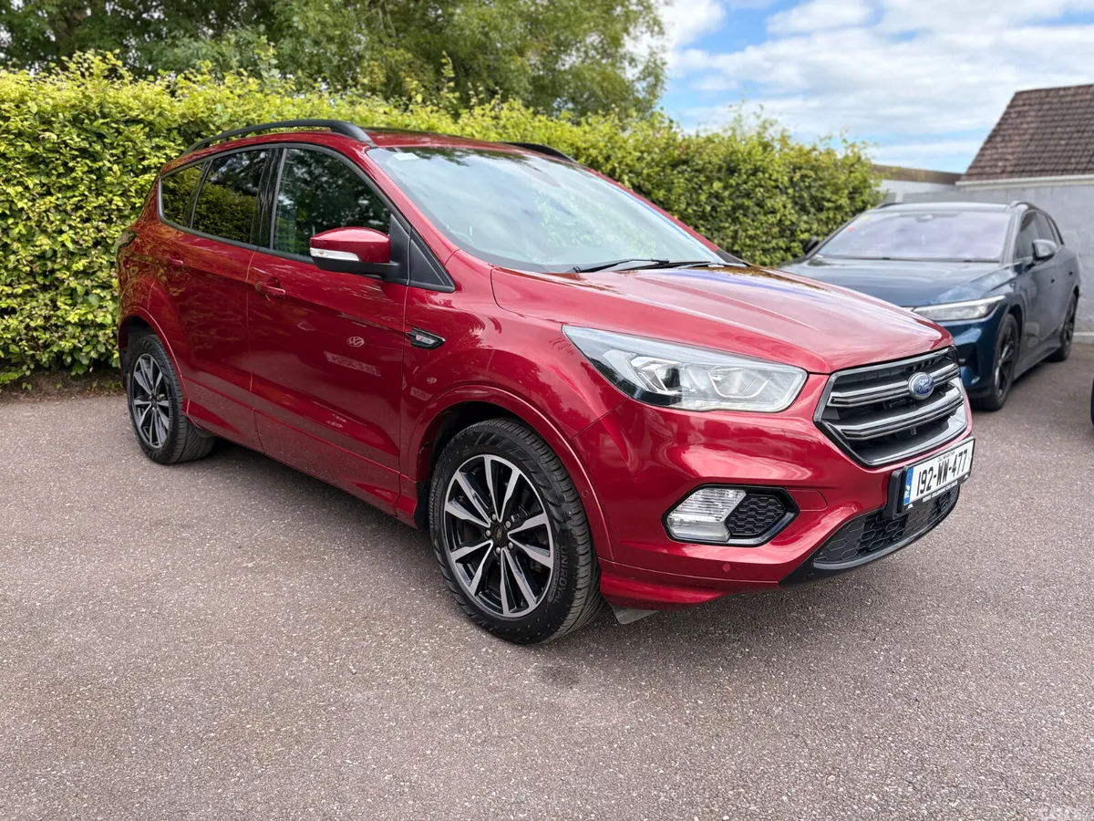 Ford Kuga SUV, Diesel, 2019, Red