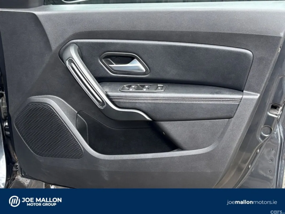 Dacia Duster SUV, Petrol, 2022, Grey