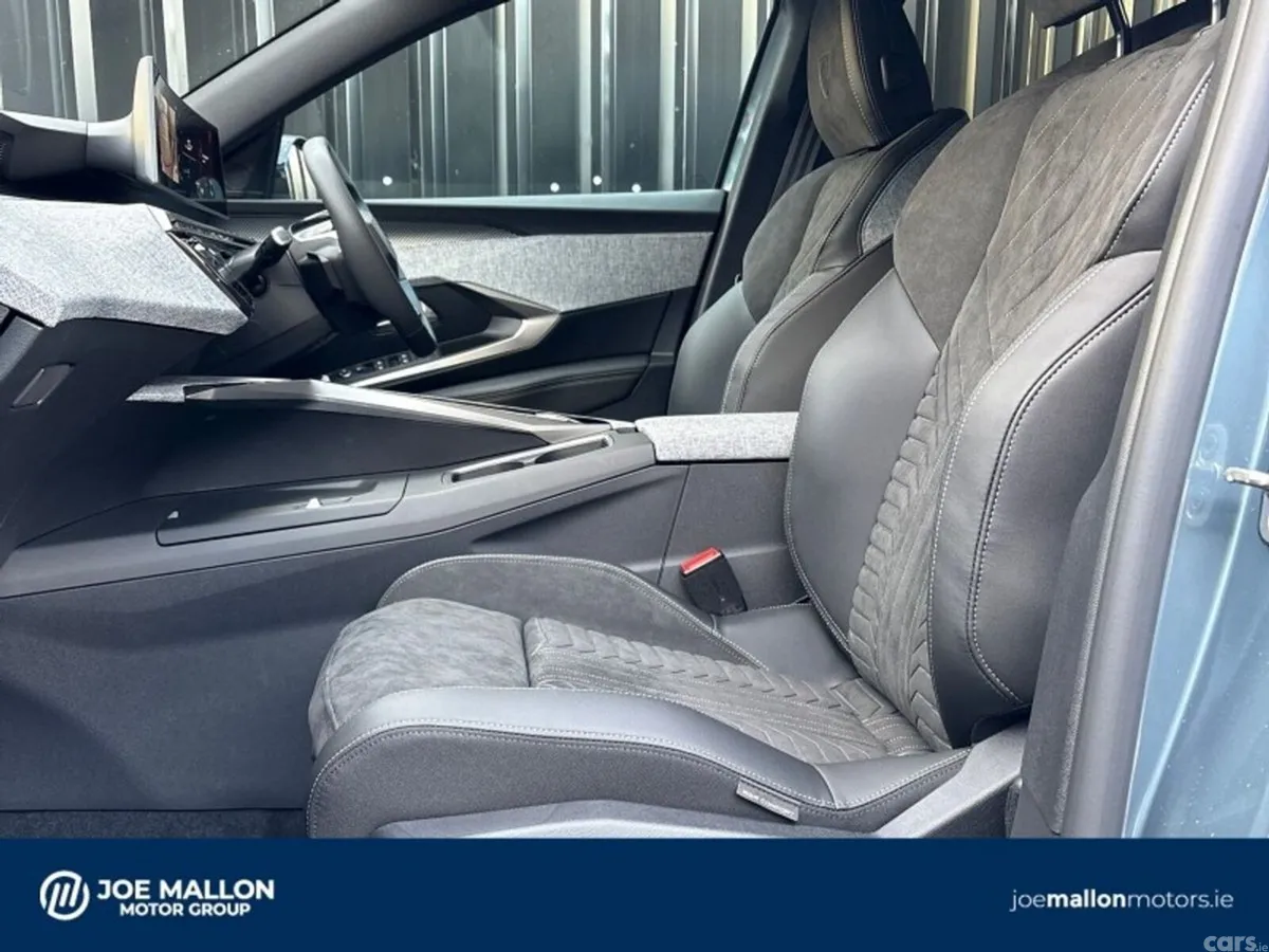 Peugeot 3008 SUV, Electric, 2027, Blue