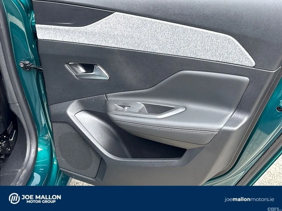 Peugeot 308 Hatchback, Petrol Hybrid, 2026, Blue