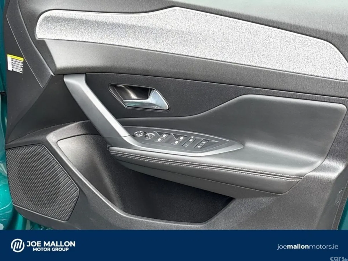 Peugeot 308 Hatchback, Petrol Hybrid, 2026, Blue