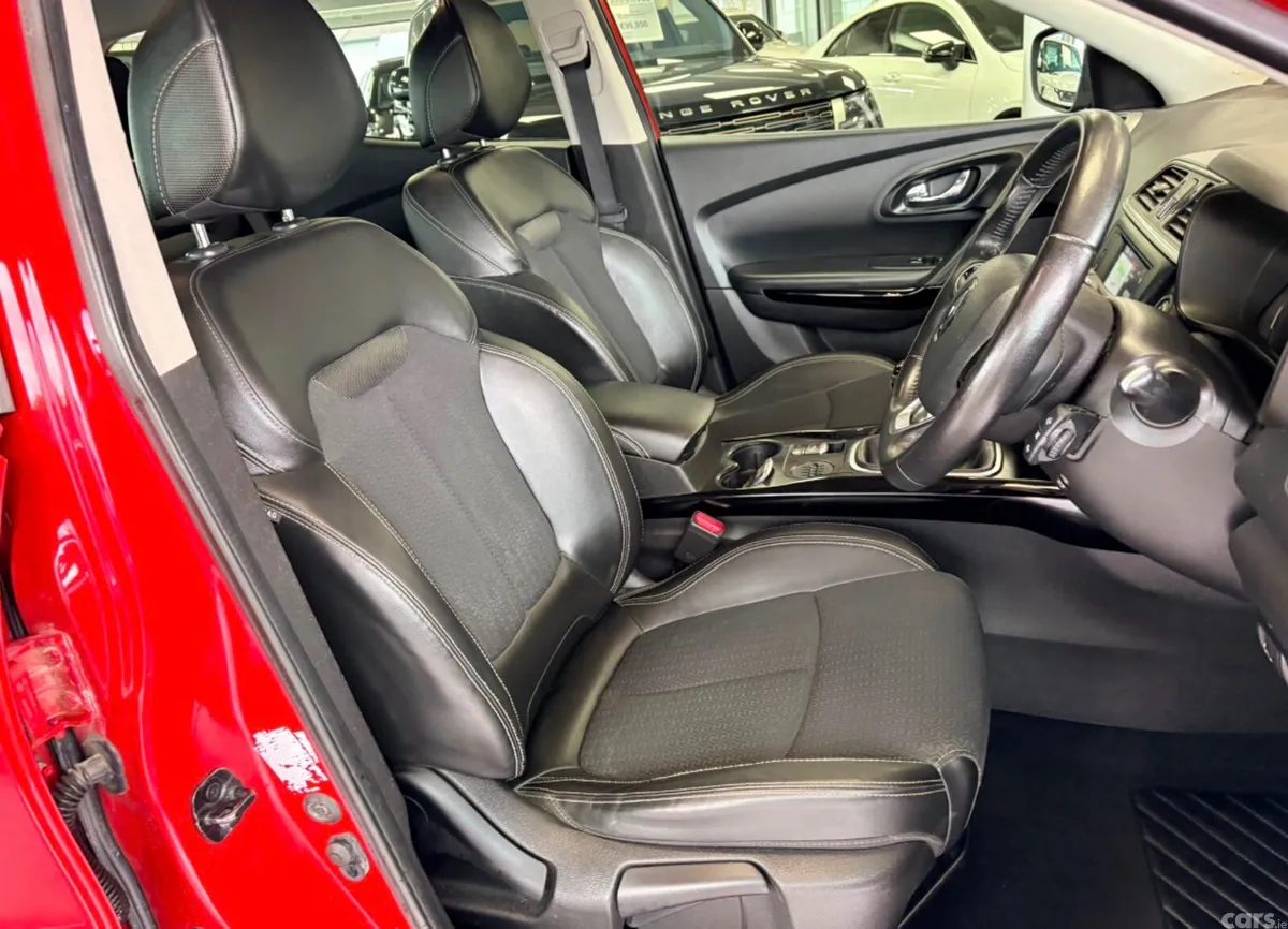 Renault Kadjar SUV, Diesel, 2015, Red