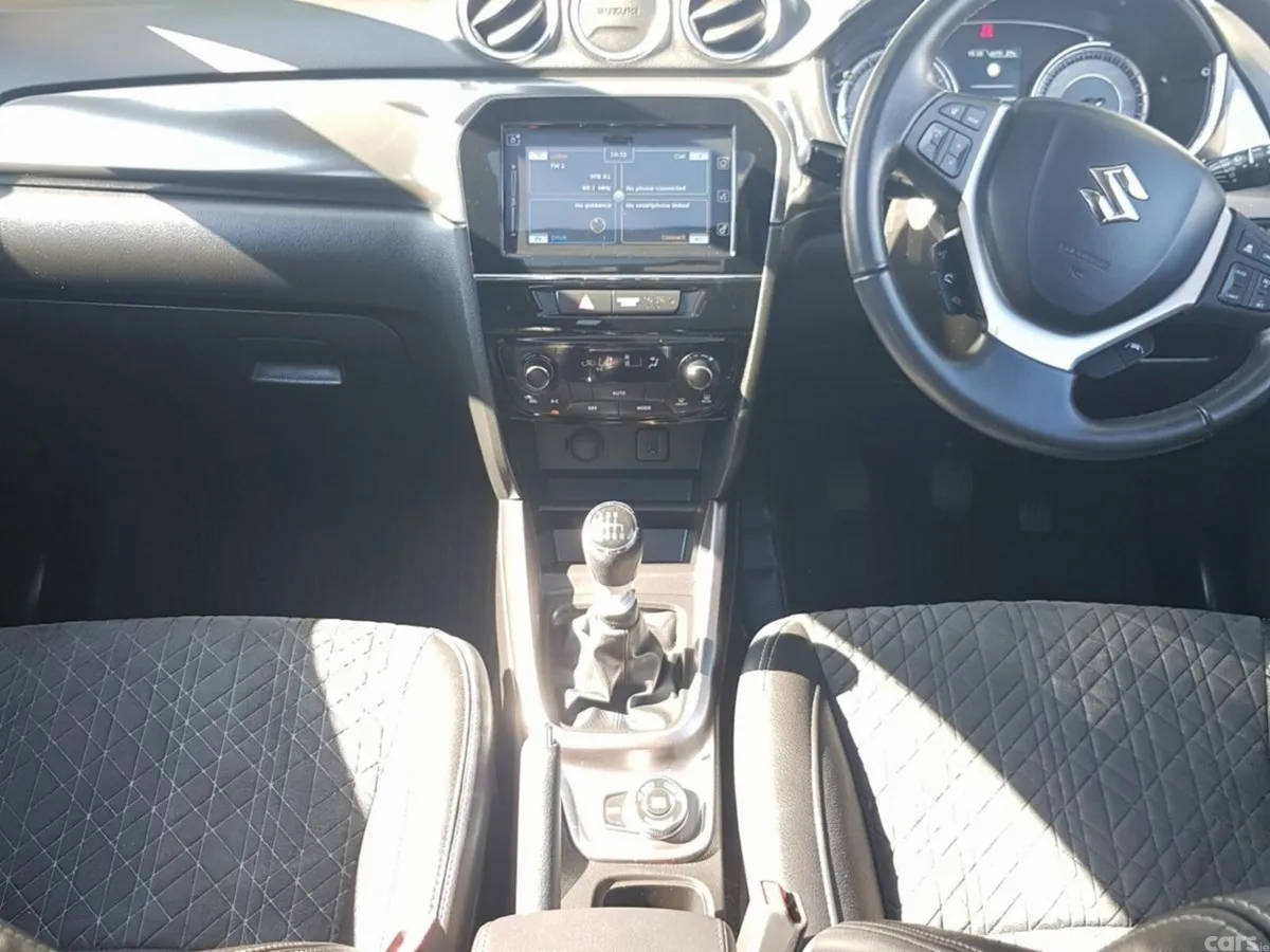 Suzuki Vitara SUV, Petrol, 2023, White