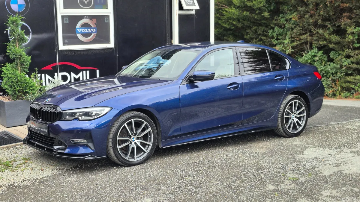 BMW 3-Series Saloon, Diesel, 2019, Blue
