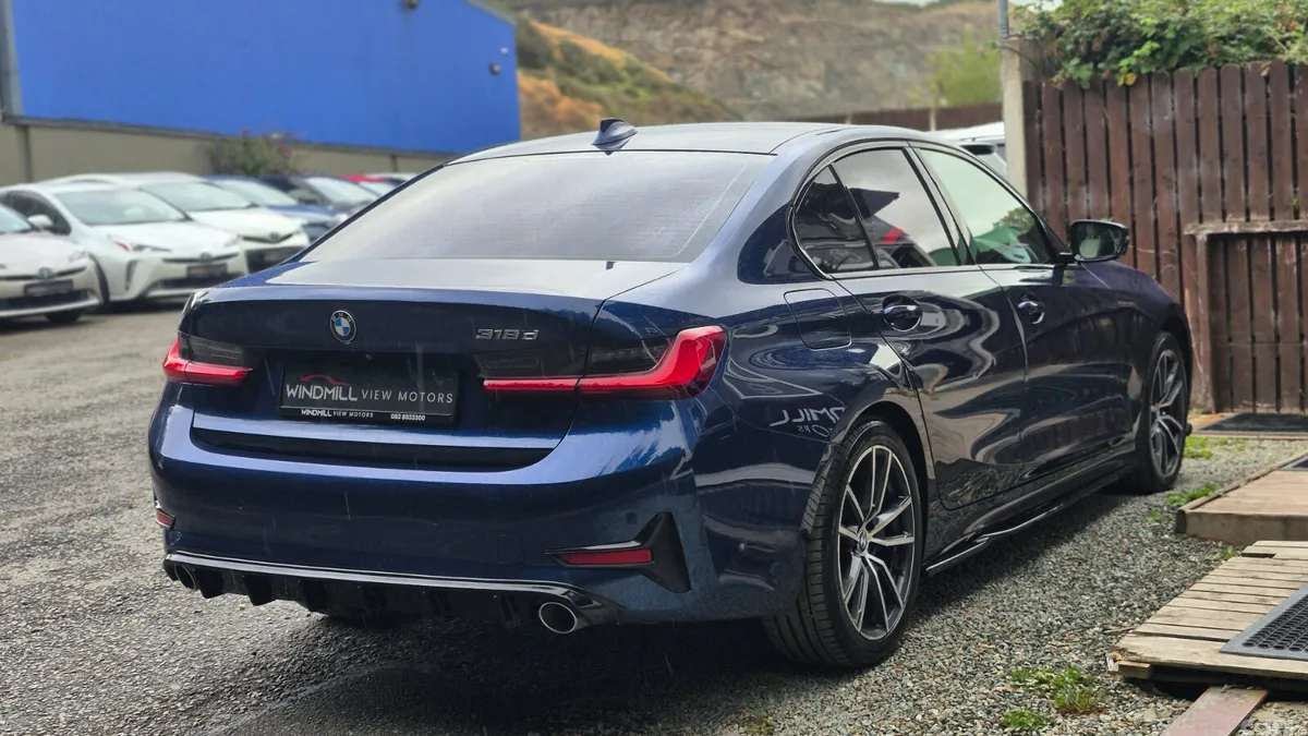 BMW 3-Series Saloon, Diesel, 2019, Blue