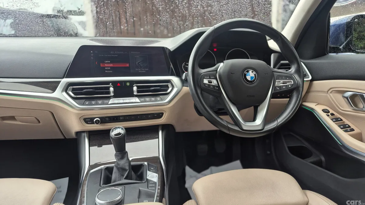 BMW 3-Series Saloon, Diesel, 2019, Blue