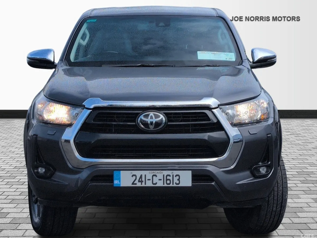 Toyota Hilux Pick Up, Diesel, 2024, Grey