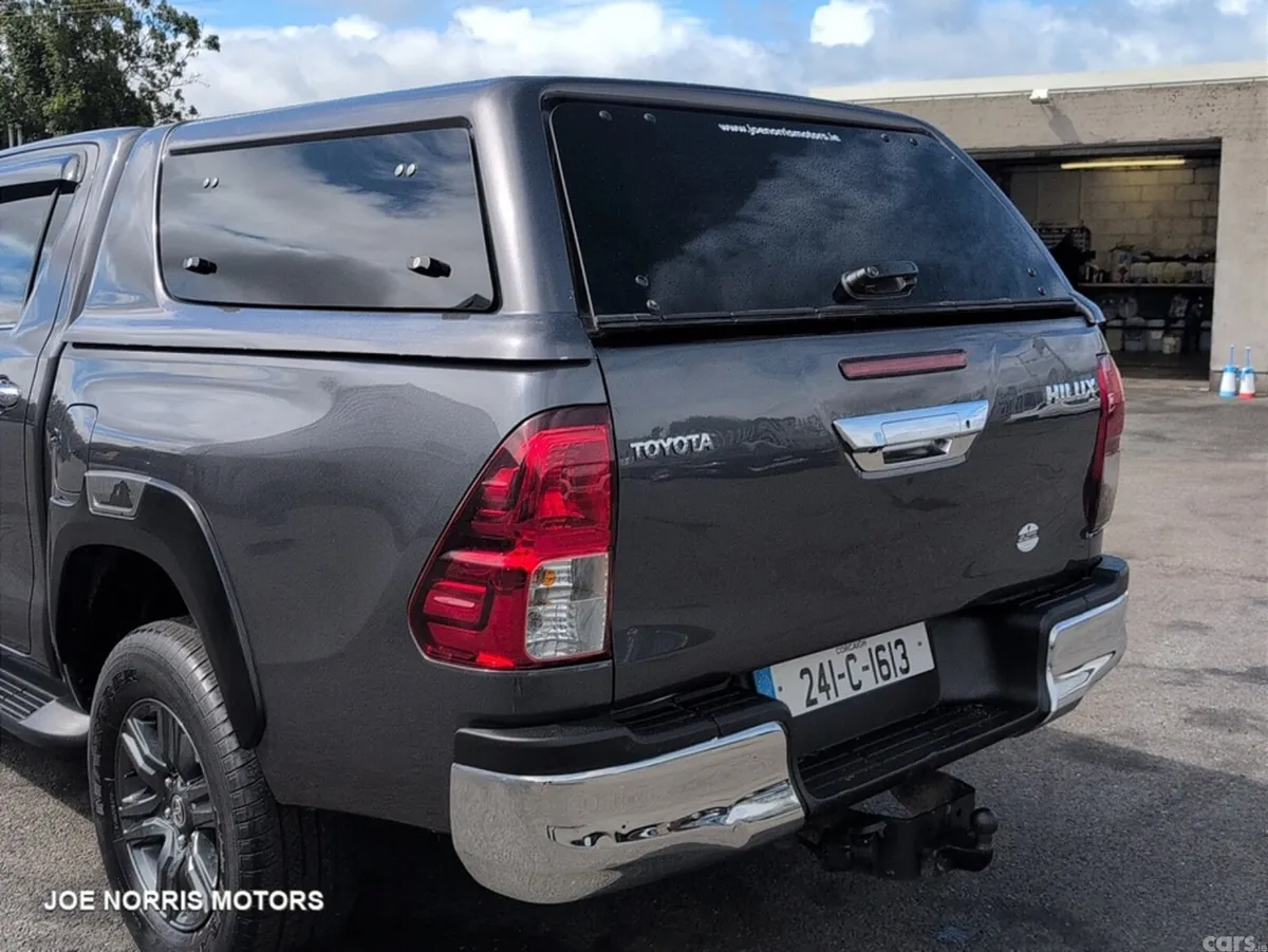 Toyota Hilux Pick Up, Diesel, 2024, Grey