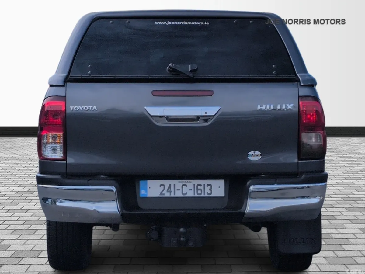 Toyota Hilux Pick Up, Diesel, 2024, Grey