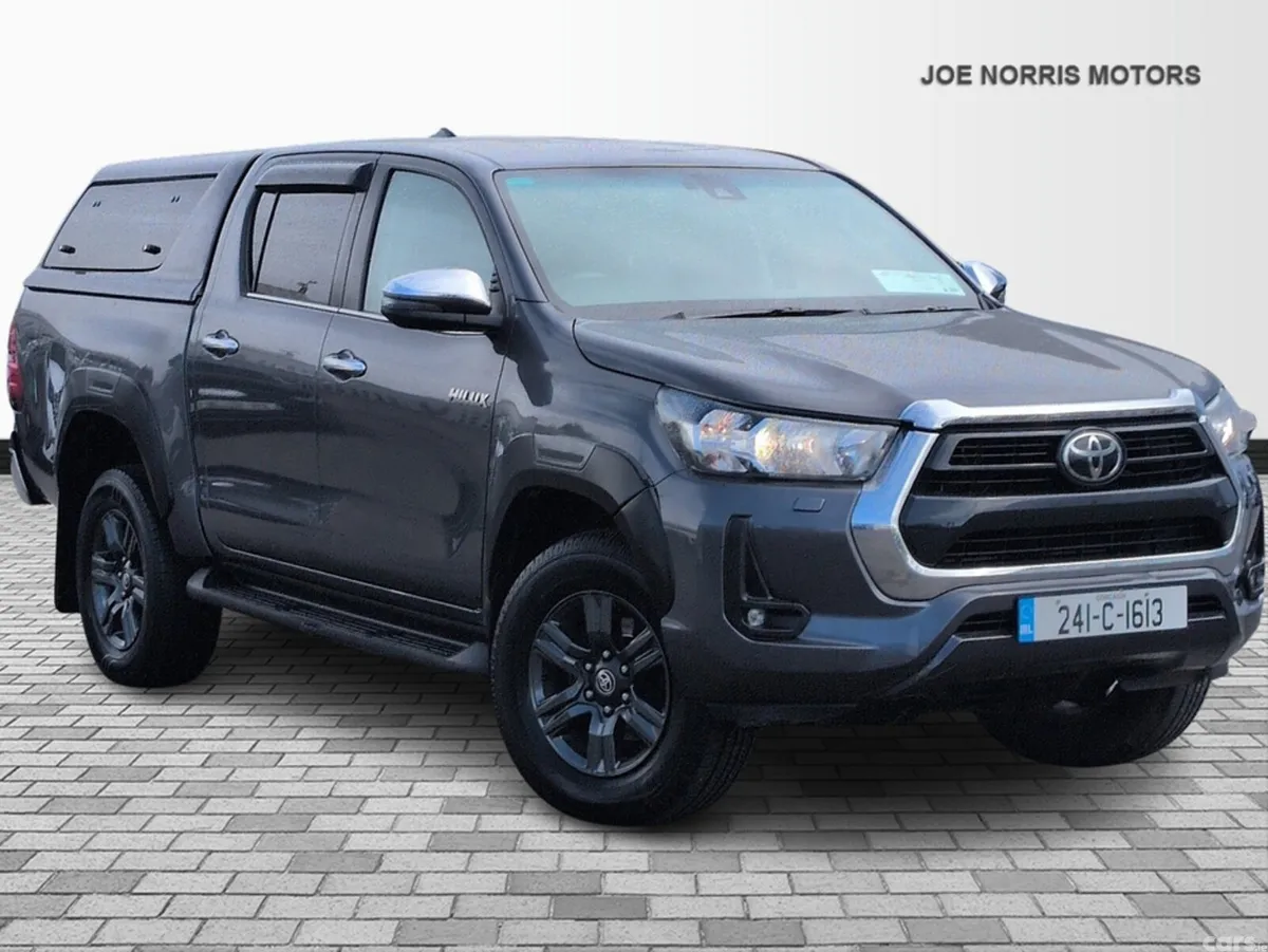 Toyota Hilux Pick Up, Diesel, 2024, Grey