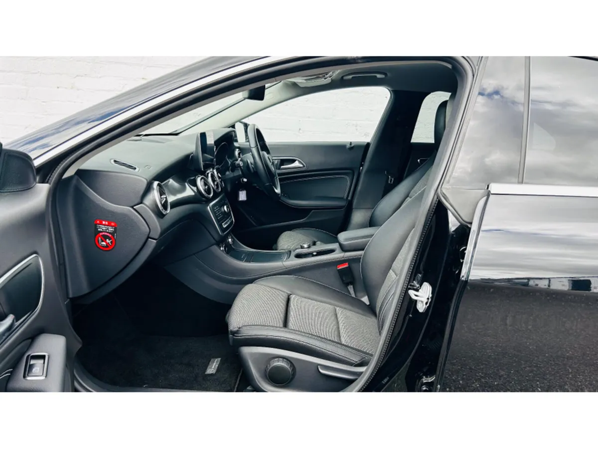 Mercedes-Benz CLA Saloon, Petrol, 2018, Black