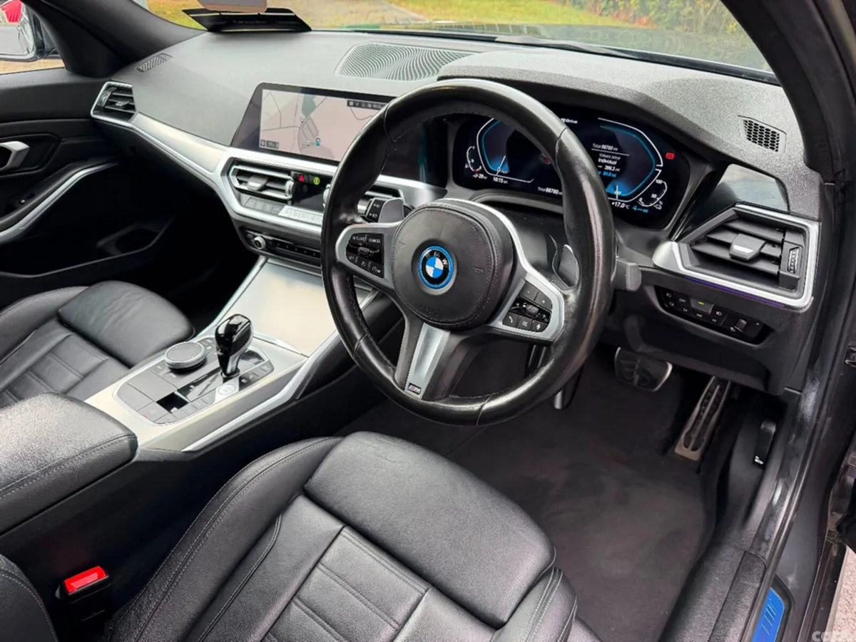 BMW 3-Series Saloon, Petrol Plug-in Hybrid, 2022, Grey