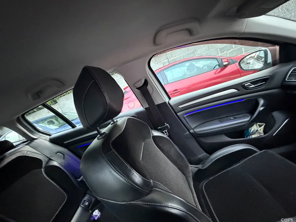 Renault Megane Estate, Diesel, 2017, White