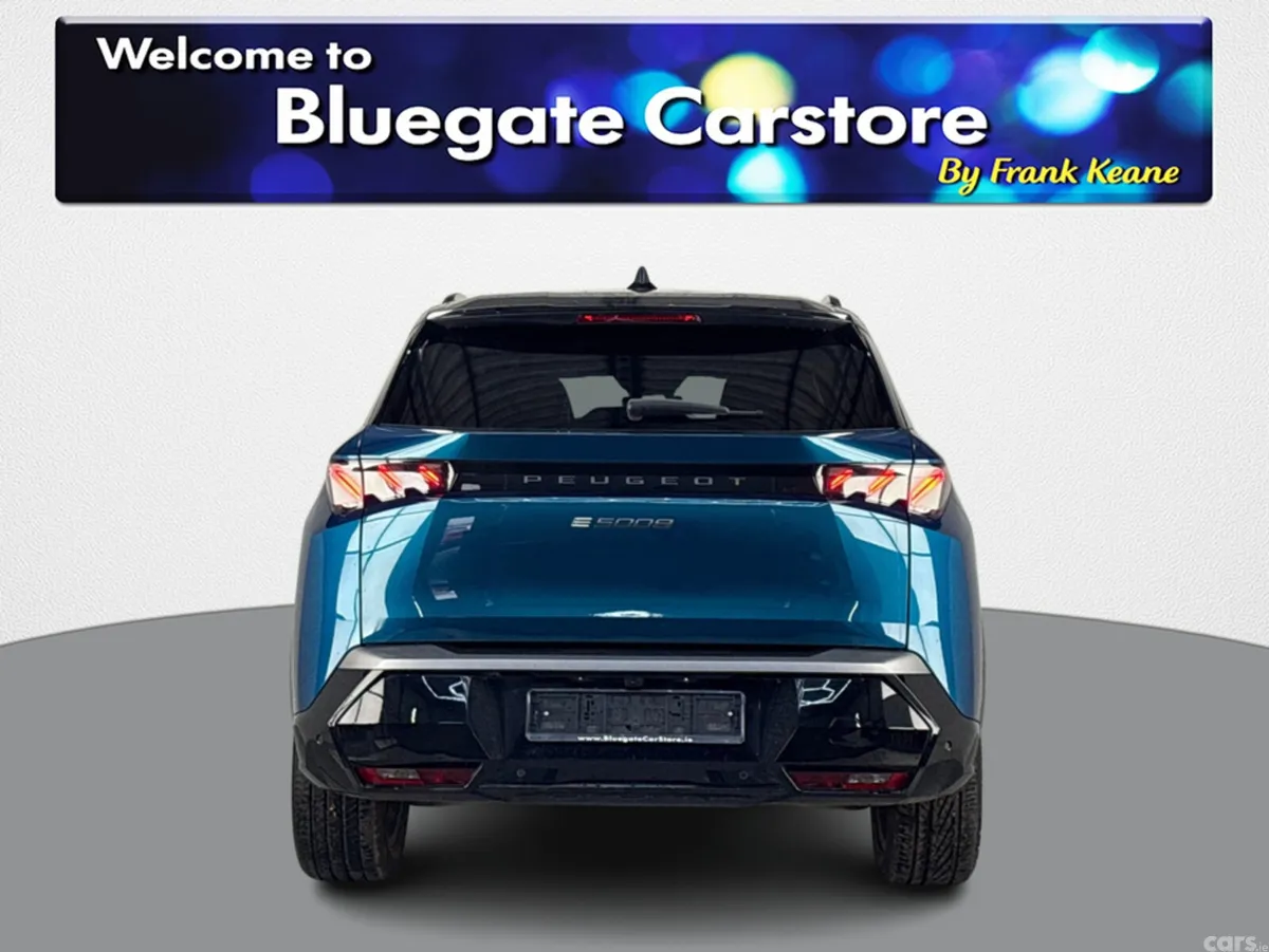 Peugeot 5008 Hatchback, Electric, 2025, Blue