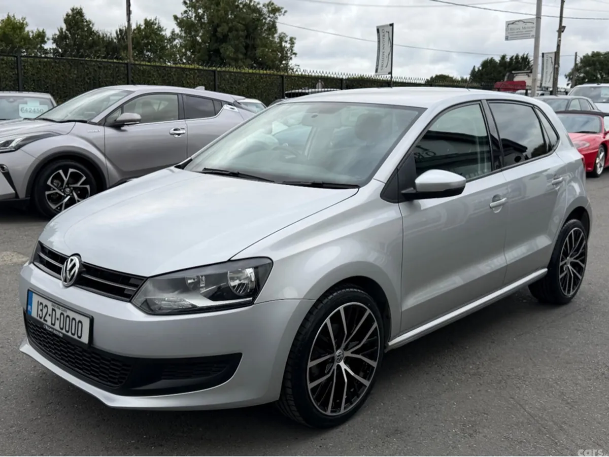 Volkswagen Polo Hatchback, Petrol, 2013, Silver