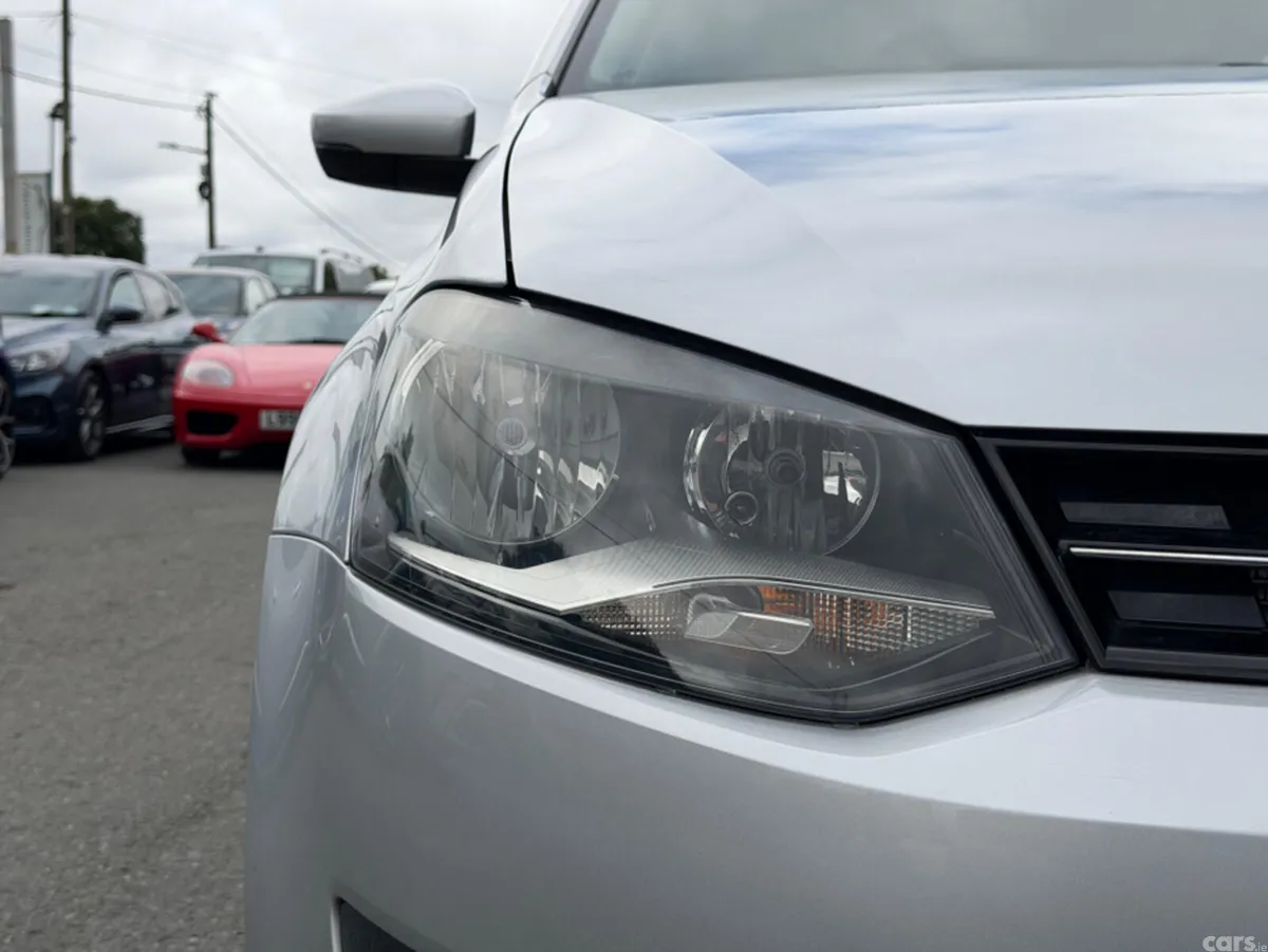 Volkswagen Polo Hatchback, Petrol, 2013, Silver