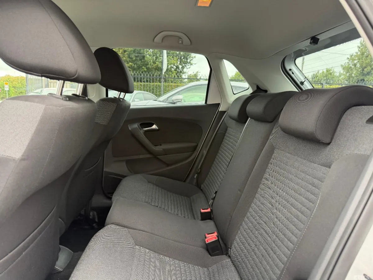 Volkswagen Polo Hatchback, Petrol, 2013, Silver