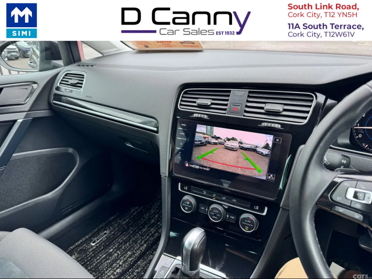 Volkswagen Golf Estate, Petrol, 2019, Black