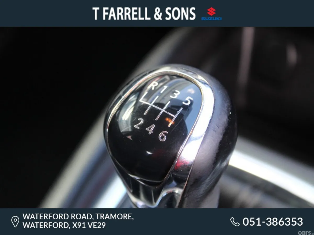 Nissan Qashqai MPV, Petrol, 2014, White
