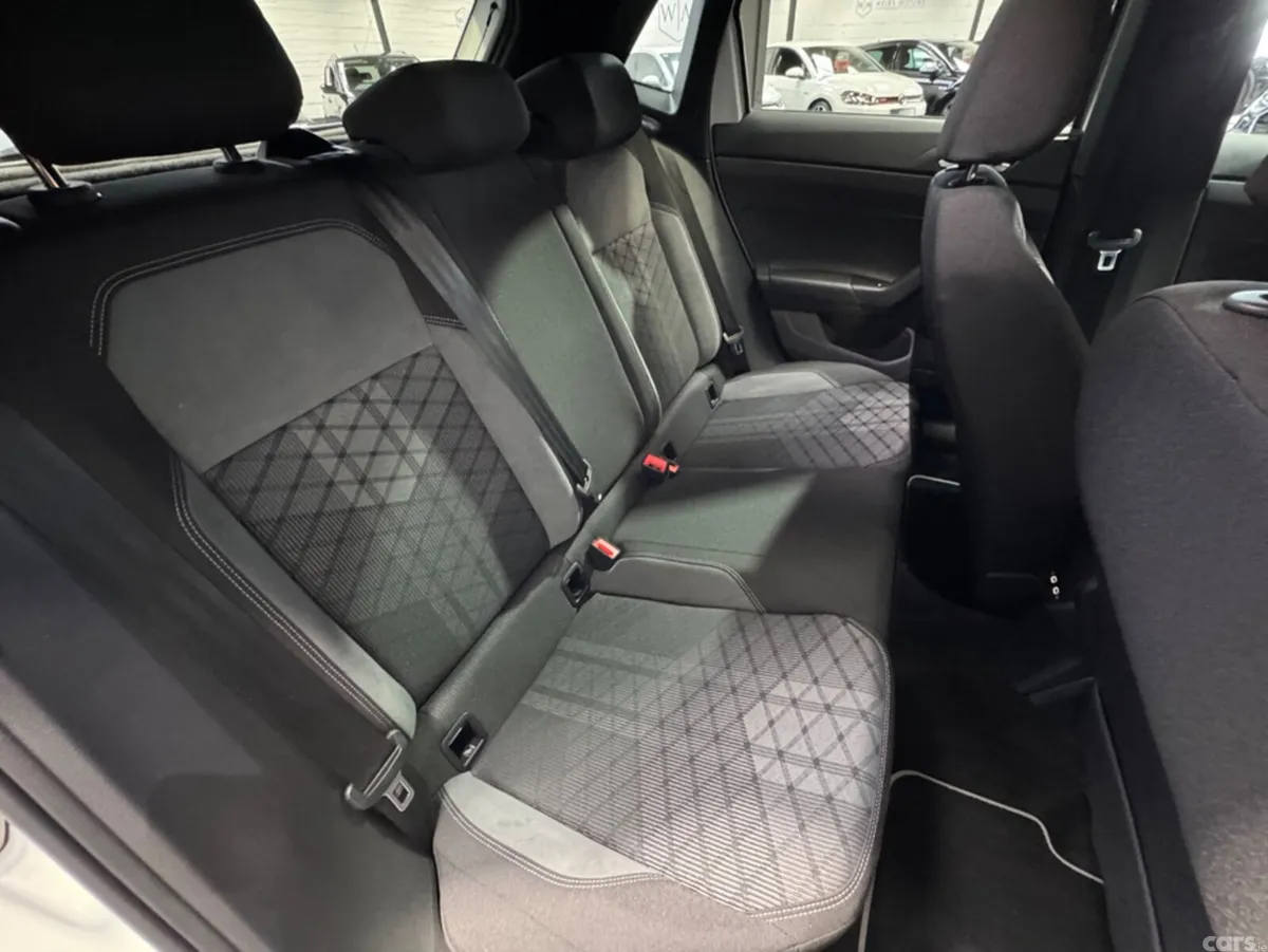 Volkswagen Polo Hatchback, Petrol, 2022, White