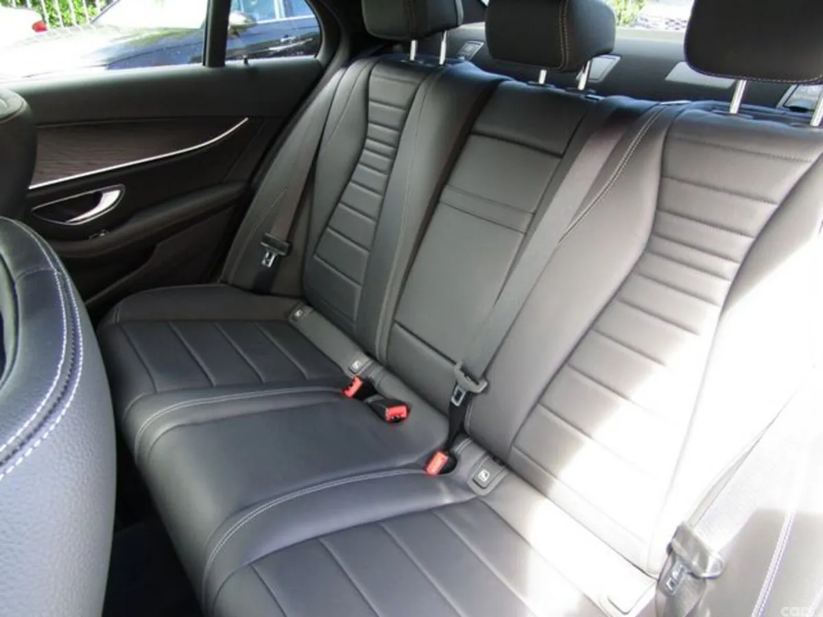 Mercedes-Benz E 300 Saloon, Diesel Plug-in Hybrid, 2022, Grey