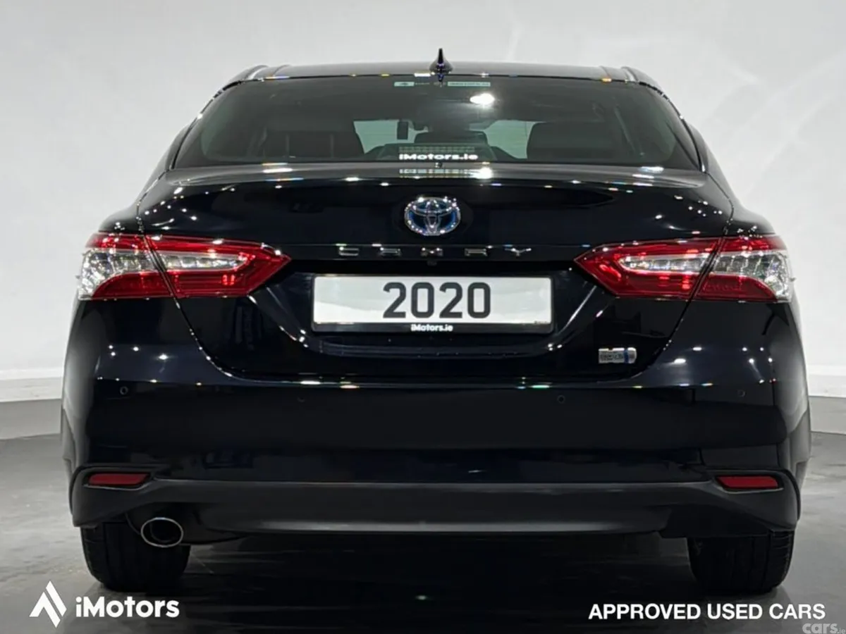 Toyota Camry Saloon, Petrol Hybrid, 2020, Black
