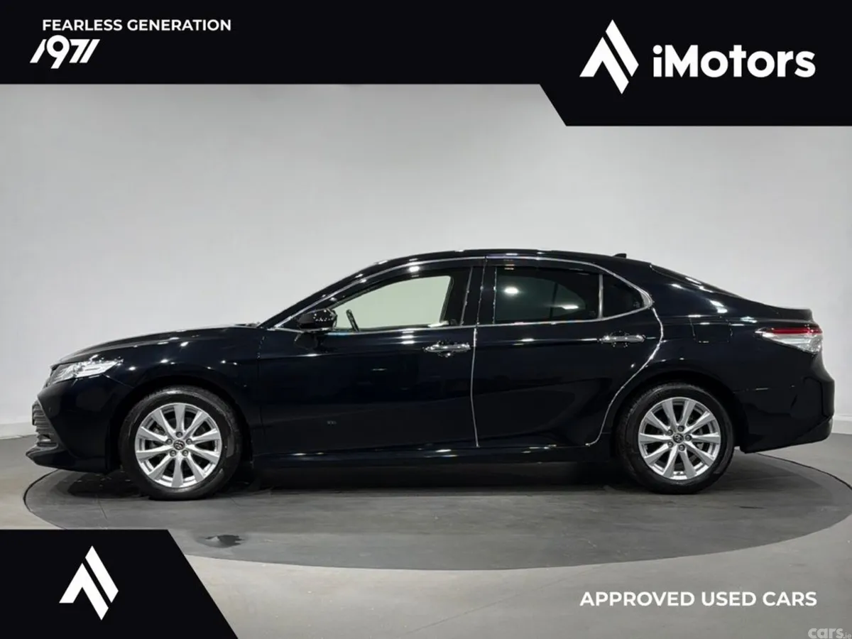 Toyota Camry Saloon, Petrol Hybrid, 2020, Black
