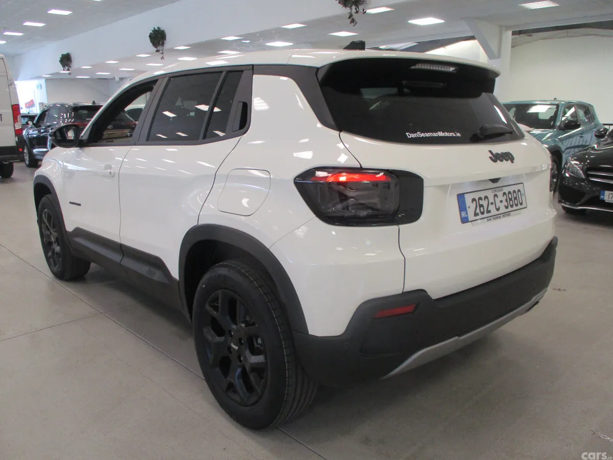 Jeep Avenger SUV, Petrol Hybrid, 2026, White