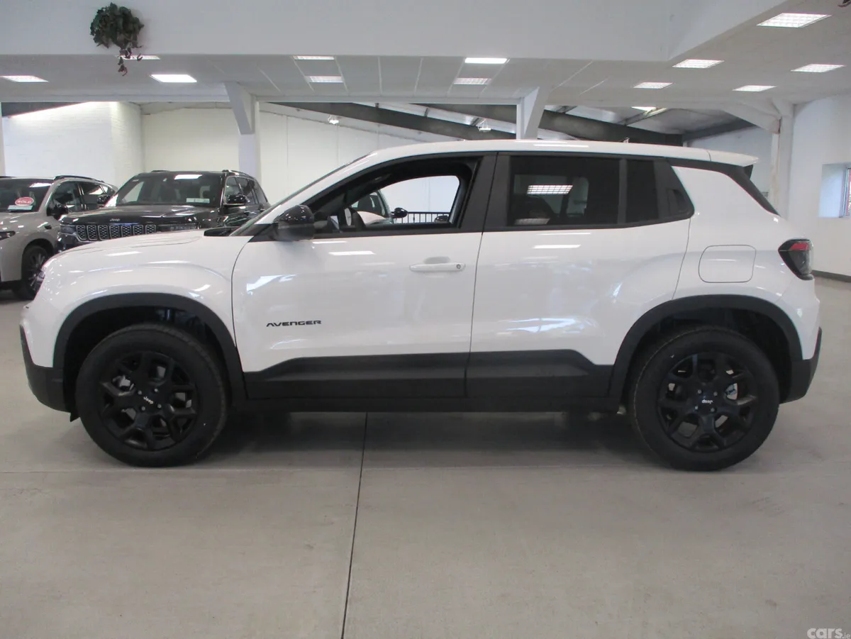 Jeep Avenger SUV, Petrol Hybrid, 2026, White
