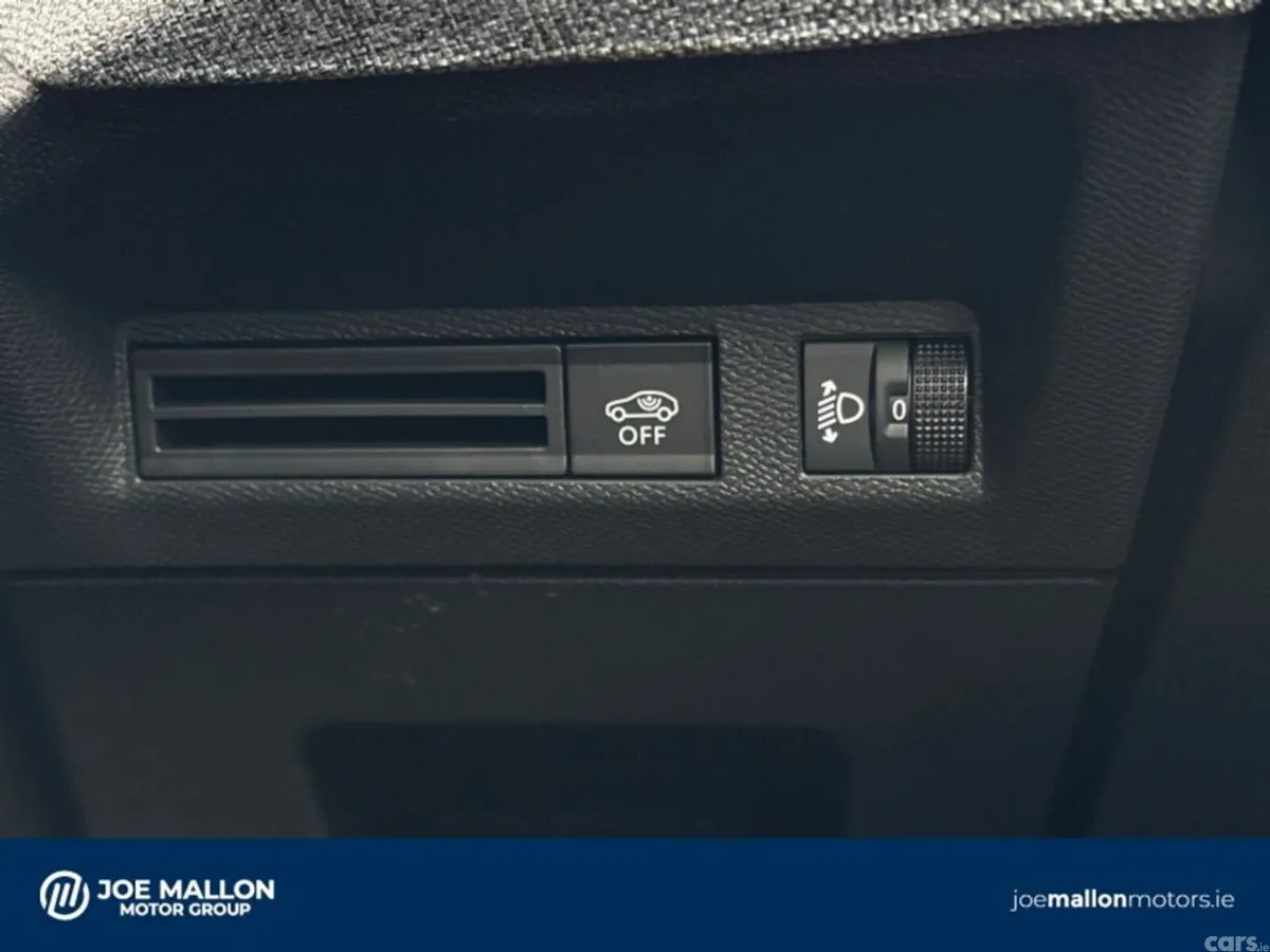 Peugeot 3008 MPV, Petrol, 2026, Black