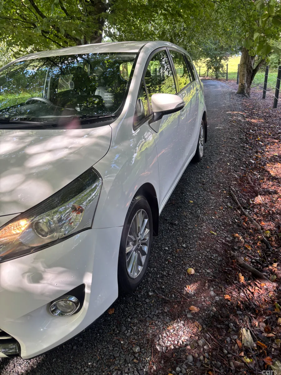 Toyota Verso MPV, Diesel, 2016, White