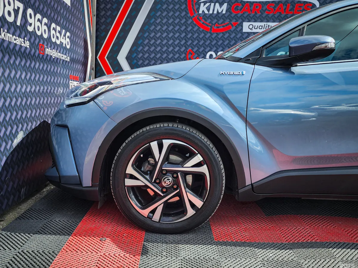 Toyota C-HR Hatchback, Petrol Hybrid, 2023, Grey