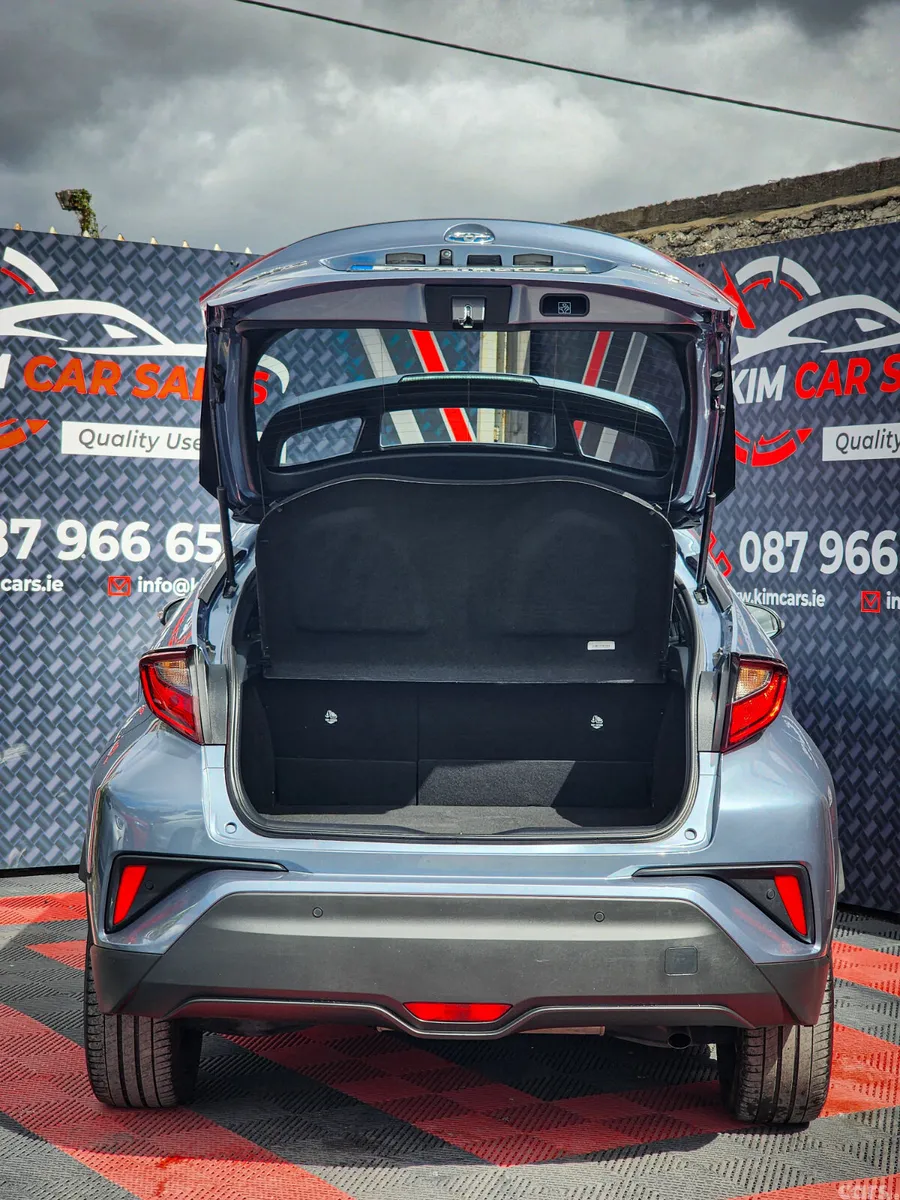Toyota C-HR Hatchback, Petrol Hybrid, 2023, Grey
