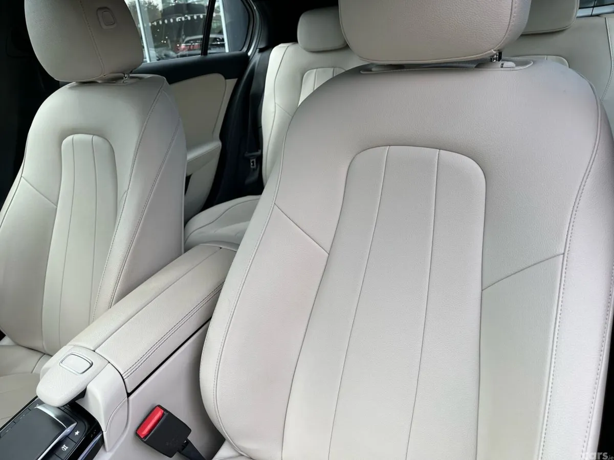 Mercedes-Benz A-Class Hatchback, Diesel, 2020, Silver