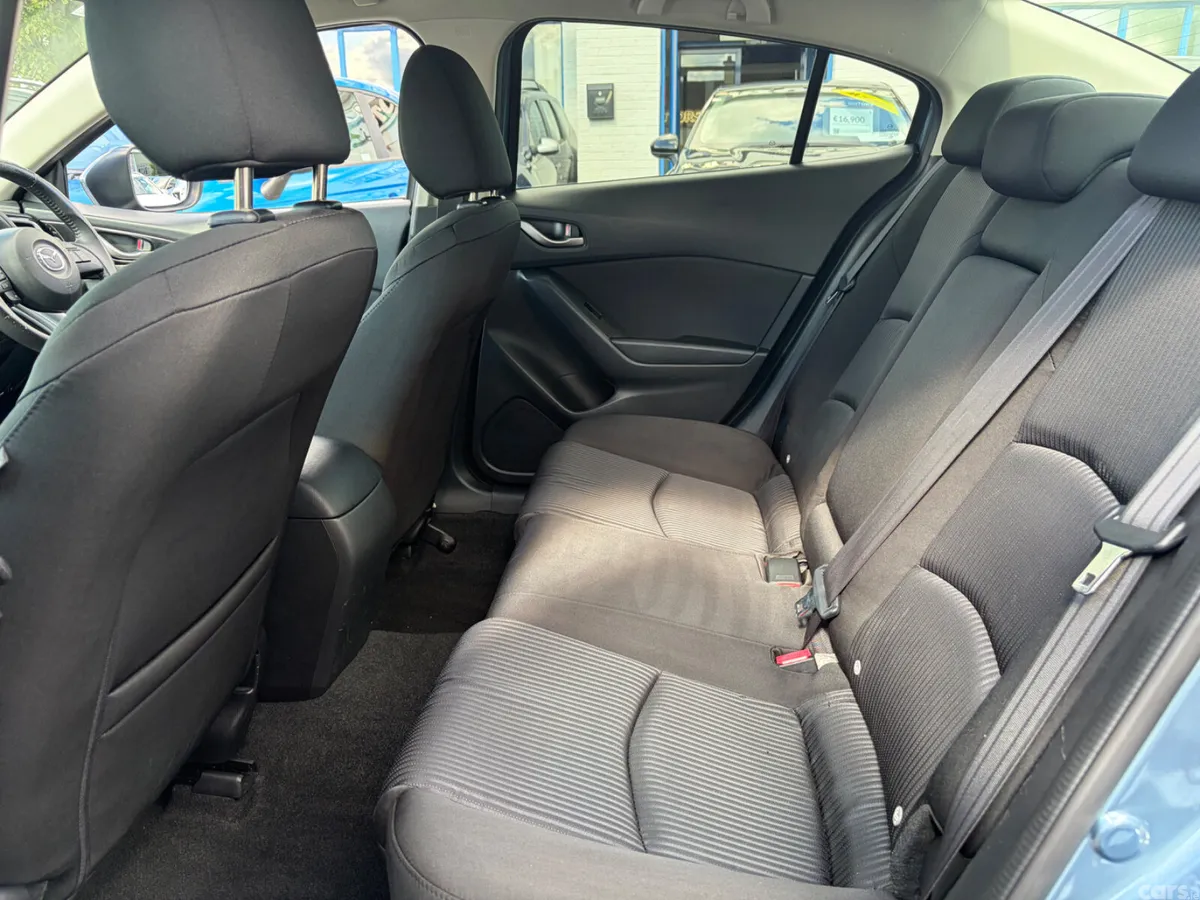 Mazda Mazda3 Saloon, Diesel, 2015, Blue