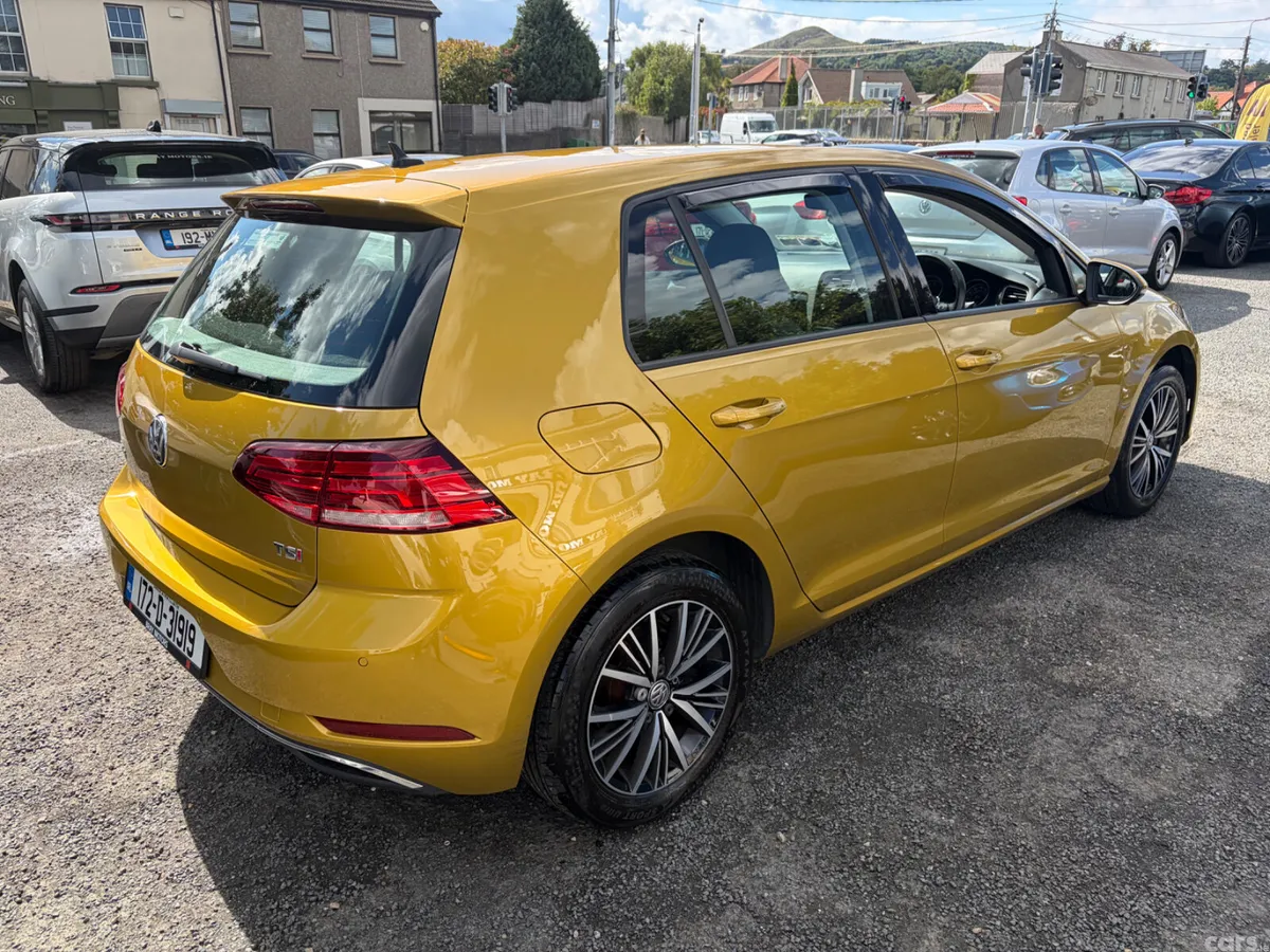 Volkswagen Golf Hatchback, Petrol, 2017, Yellow