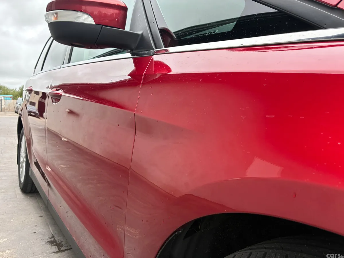 Ford Galaxy MPV, Diesel, 2019, Red