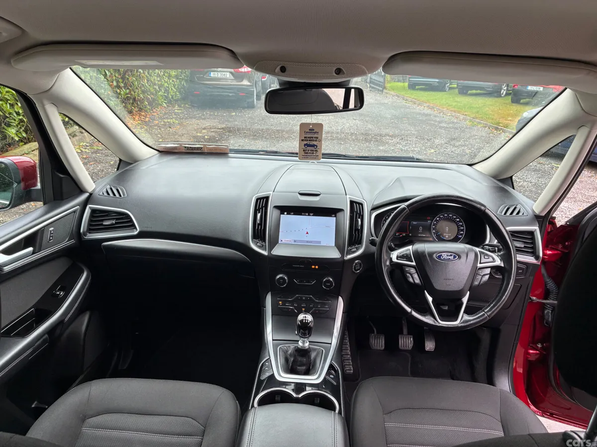 Ford Galaxy MPV, Diesel, 2019, Red